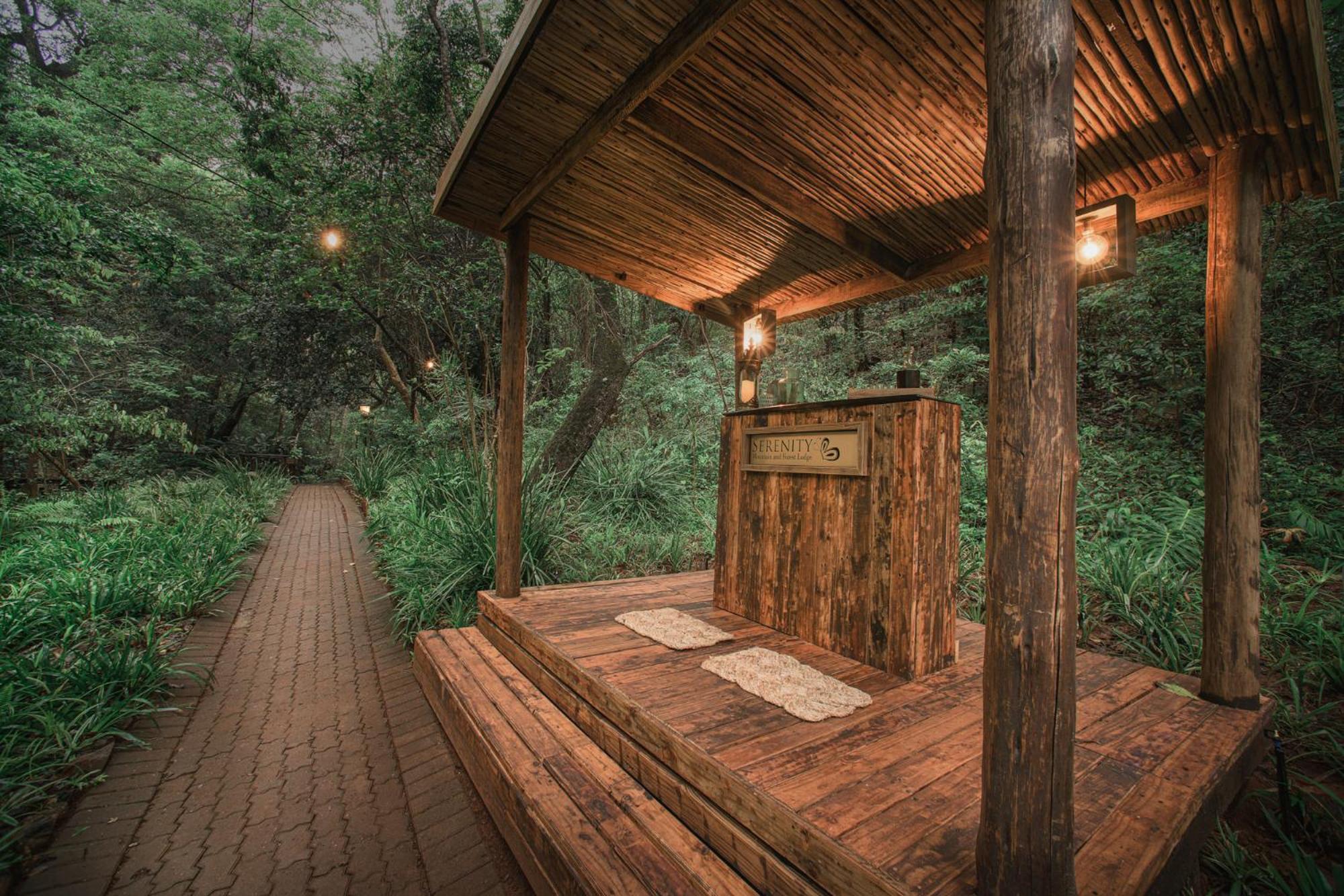 Serenity Mountain And Forest Lodge Малелане Екстер'єр фото